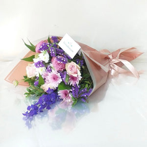 Bouquet & Gifts"Bonne fête Maman"  Réf: WB123