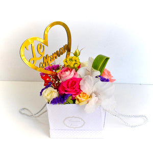 Box of Flowers  "Je t'aime maman"  Réf: WB123